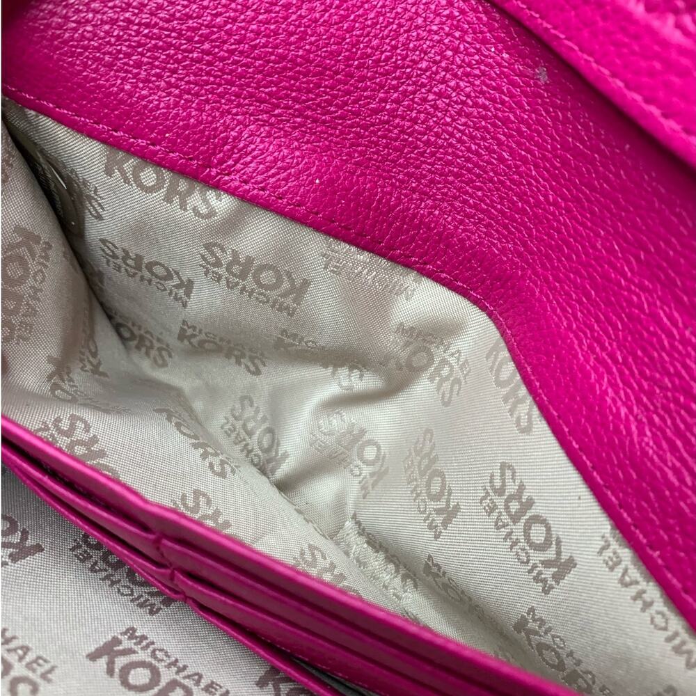 Michael Kors Pink Wallet - Picture 7 of 8